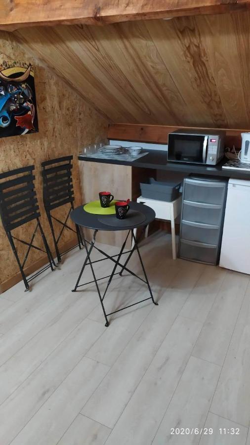Camp Paradis Vireux-Molhain Kültér fotó